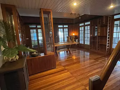Maison, 217 m²