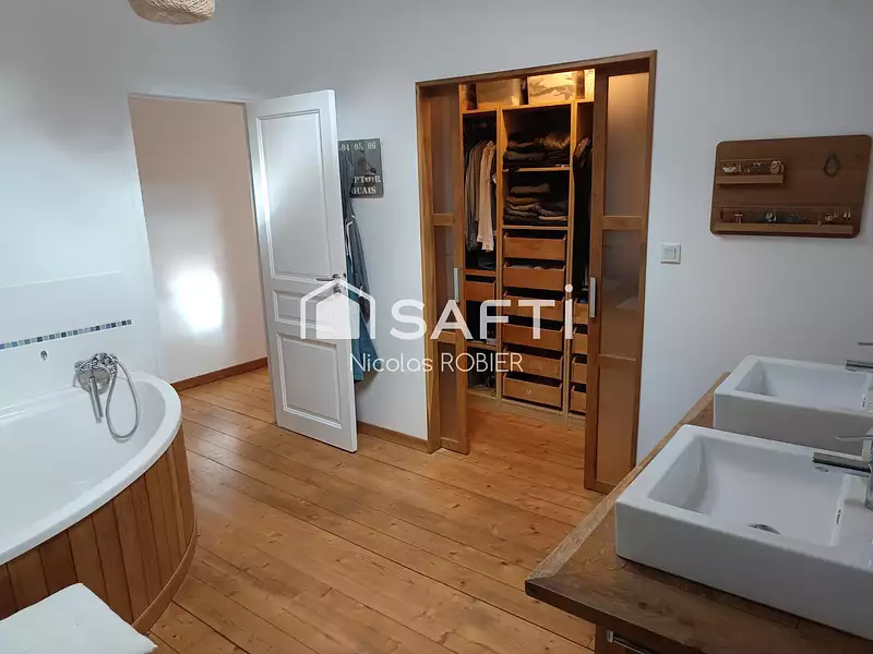 Maison, 173 m²