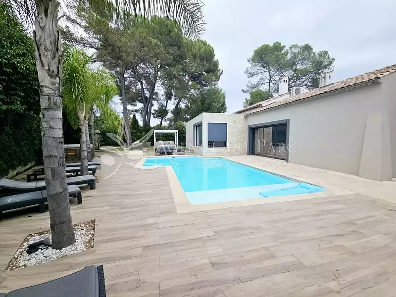Maison, 200 m²