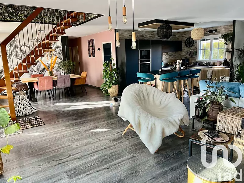 Maison, 157 m²