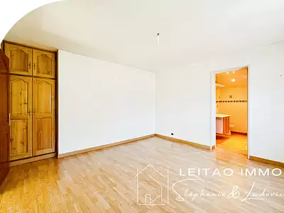 Maison, 252 m²