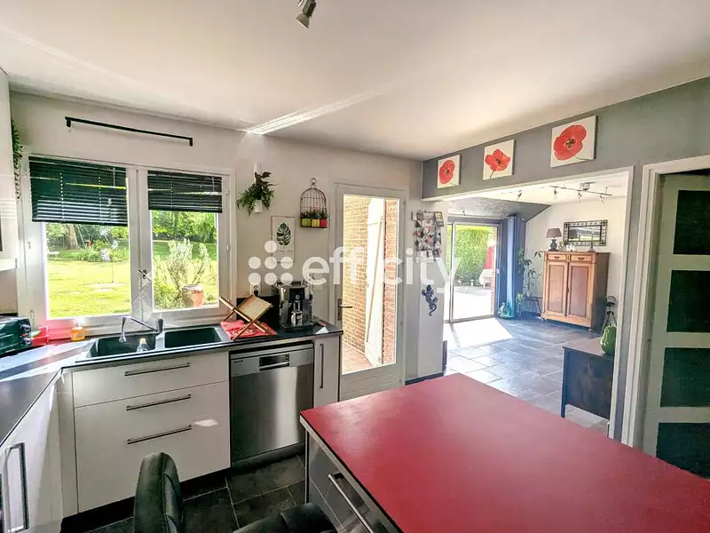 Maison, 235 m²