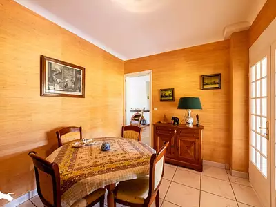 Maison, 161 m²