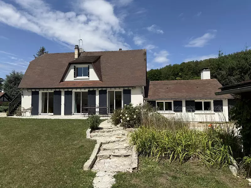 Maison, 162 m²