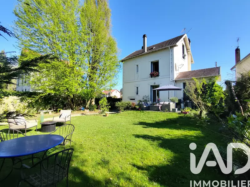 Maison, 146 m²