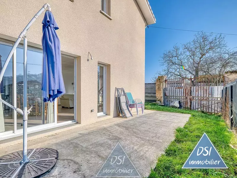 Maison, 102 m²