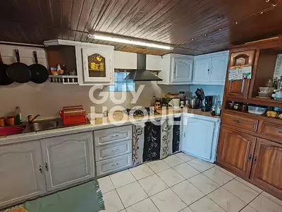 Maison, 233,83 m²