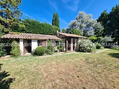 Maison, 184 m²