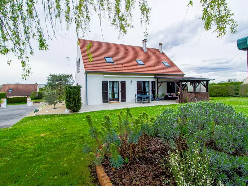Maison, 208 m²