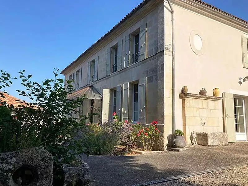 Maison, 730 m²