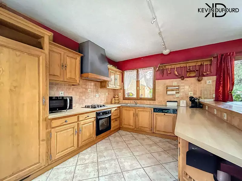 Maison, 170 m²