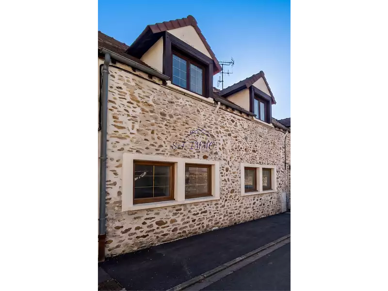 Maison, 143,23 m²