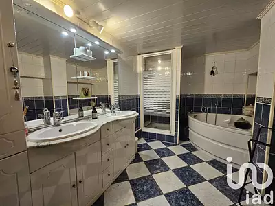 Maison, 121 m²