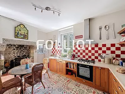 Maison, 166 m²