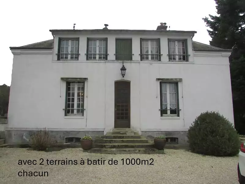 Maison, 166 m²