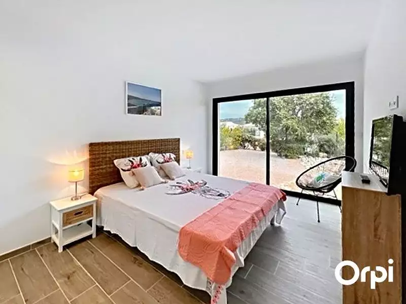 Maison, 180 m²