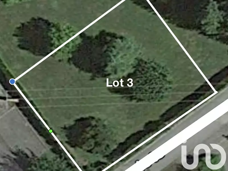Terrain, 709 m²