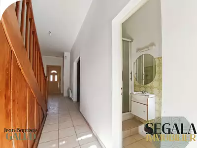 Maison, 210 m²