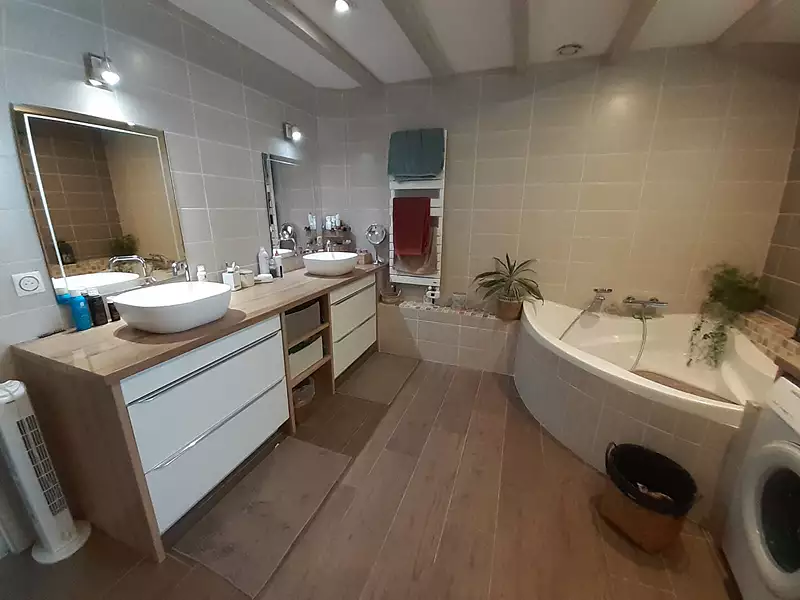 Maison, 140 m²