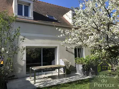 Maison, 123,07 m²