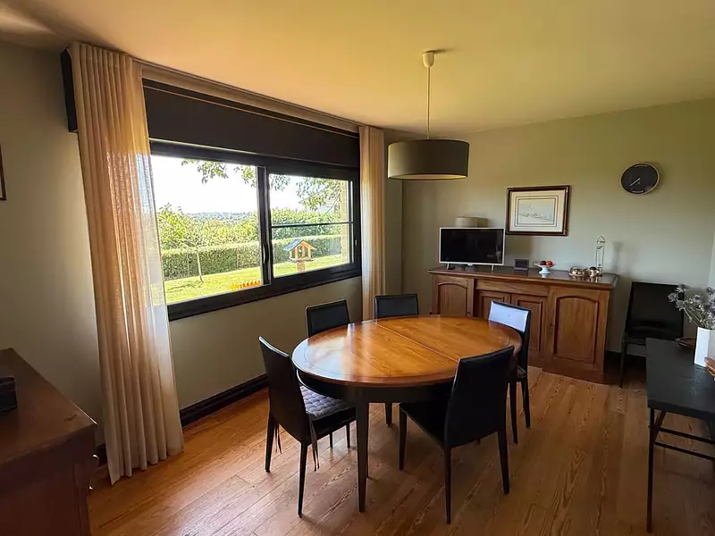 Maison, 200 m²