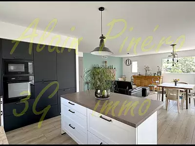 Maison, 93 m²