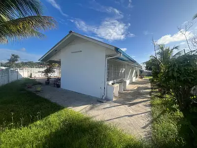 Maison, 230 m²