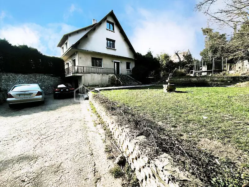 Maison, 270 m²
