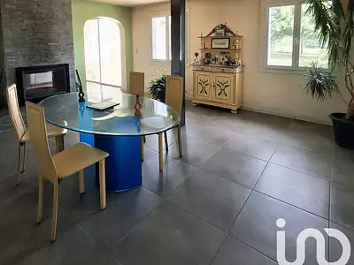 Maison, 165 m²
