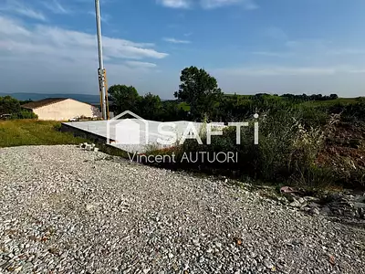 Terrain, 1 700 m²