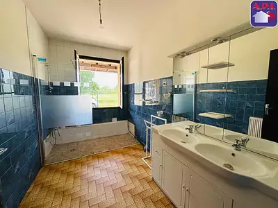 Maison, 218,5 m²