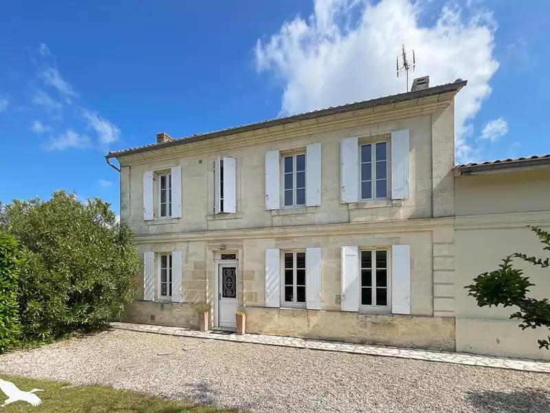 Maison, 190 m²