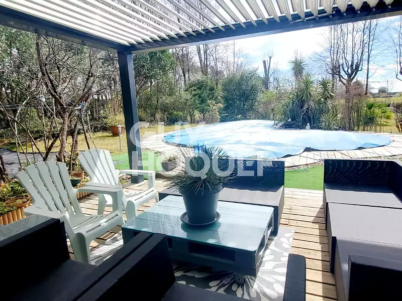Maison, 174 m²