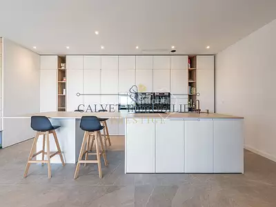 Maison, 240 m²