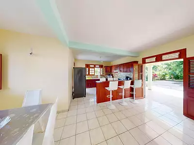 Maison, 180 m²