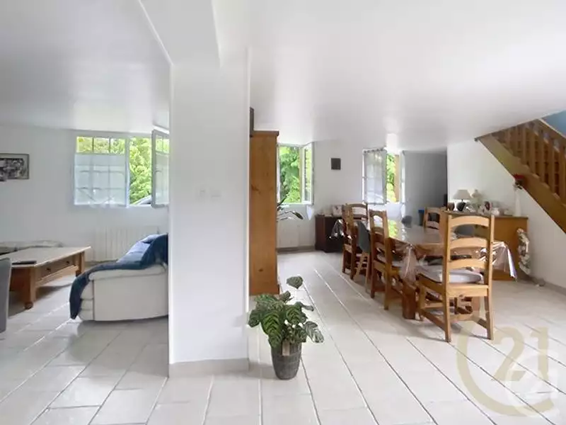 Maison, 151,9 m²