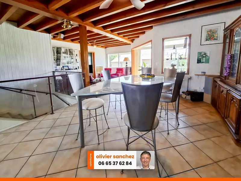 Maison, 146 m²