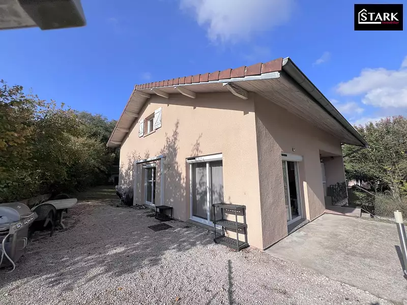 Maison, 165 m²