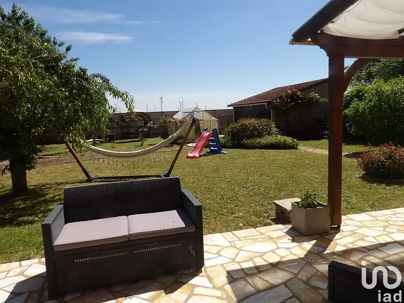 Maison, 166 m²