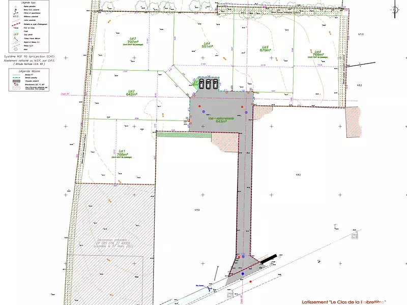 Terrain, 679 m²