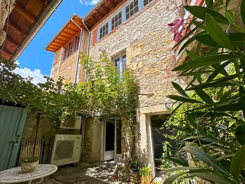 Maison, 146 m²