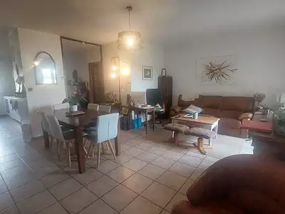 Maison, 94 m²