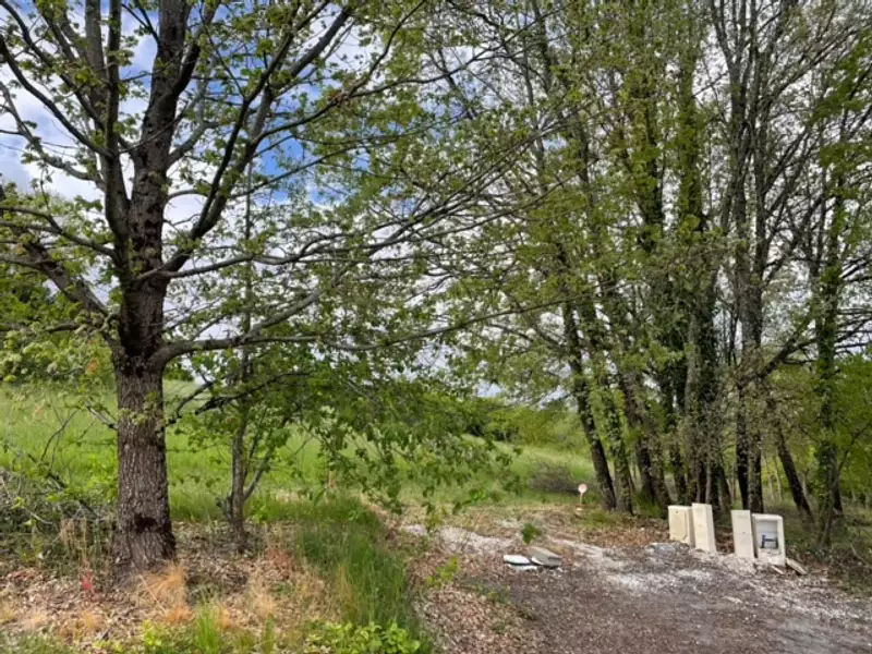Terrain, 1 134 m²