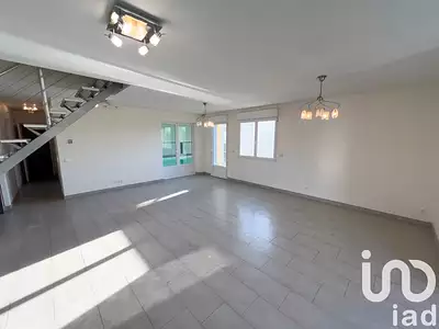 Maison, 225 m²