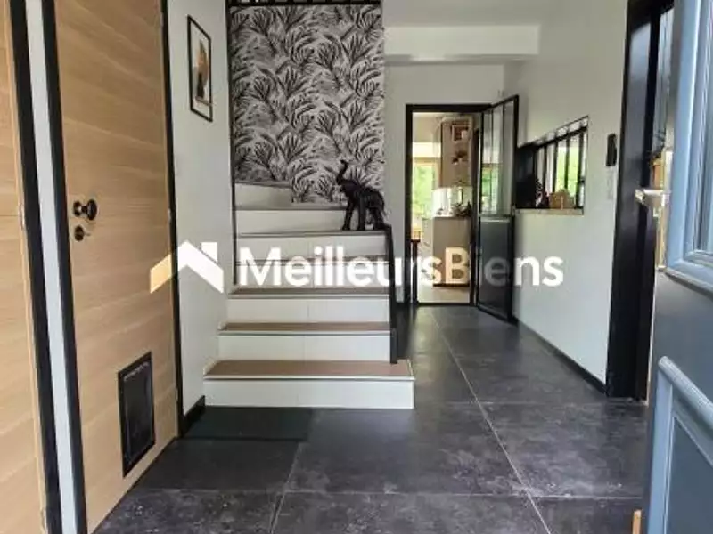 Maison, 203 m²