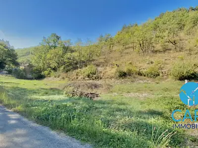 Terrain, 2 040 m²