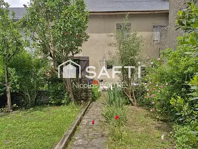 Maison, 215 m²