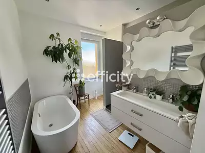 Maison, 190 m²
