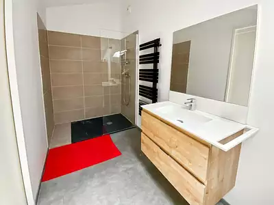 Maison, 220 m²