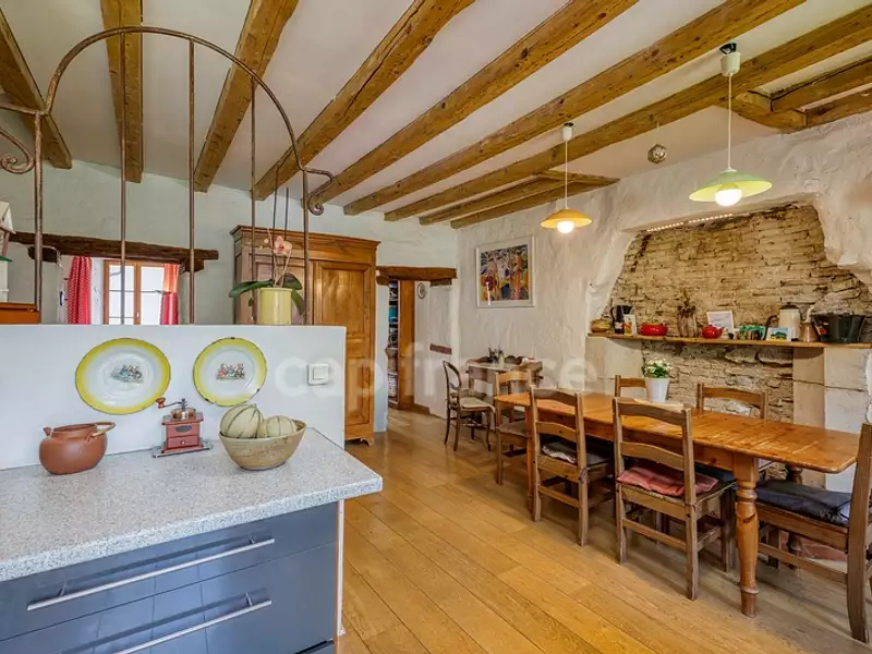 Maison, 280 m²